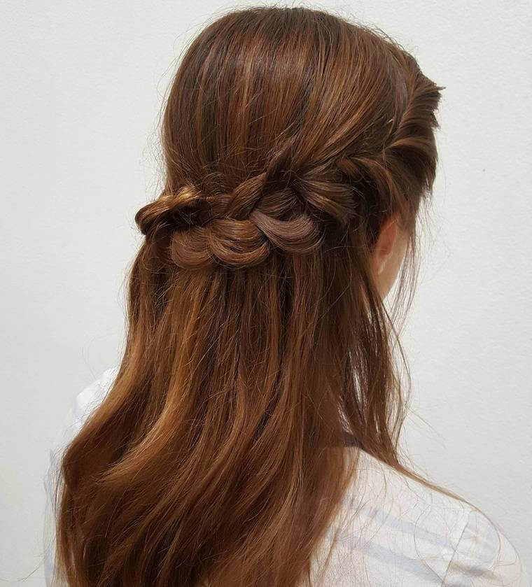 Cute Boho Style Girls Hair Styles For Any Kind of Hairs (57)